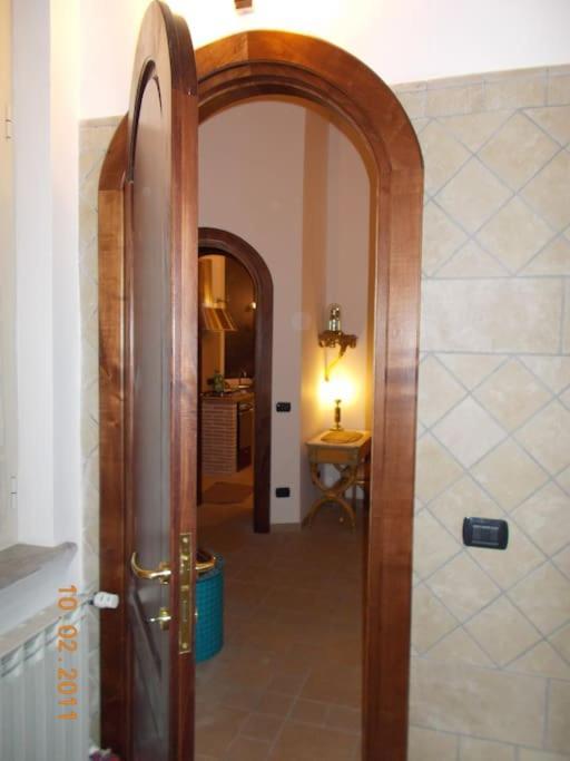 Vivilo Collection - Opera Teather Apartment - Very Central 罗马 外观 照片