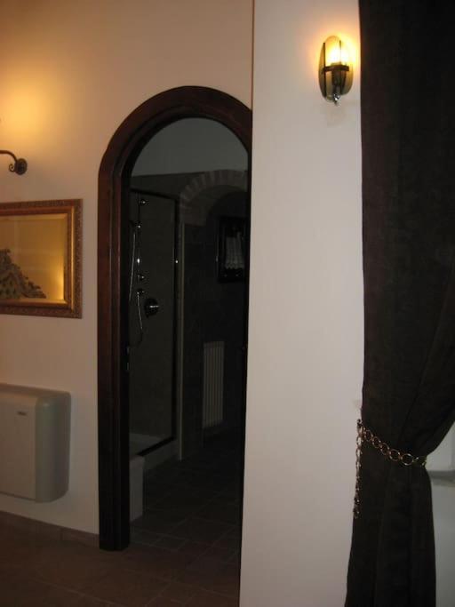 Vivilo Collection - Opera Teather Apartment - Very Central 罗马 外观 照片
